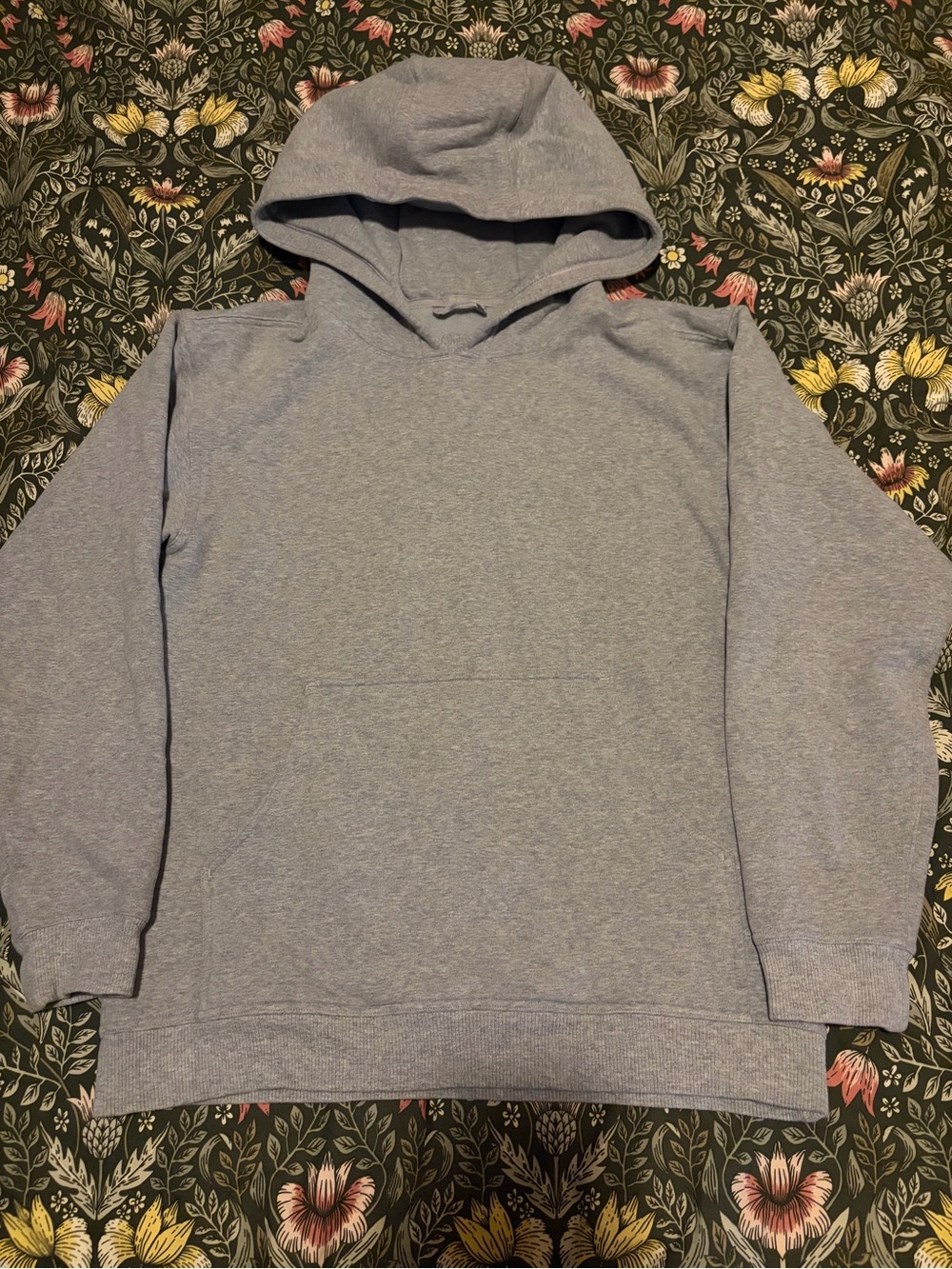Lululemon grey women’s medium hoodie.